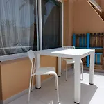דירה Merieelisabethsunapartment קורלחו