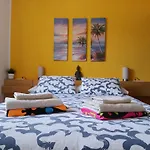 Merieelisabethsunapartment דירה קורלחו